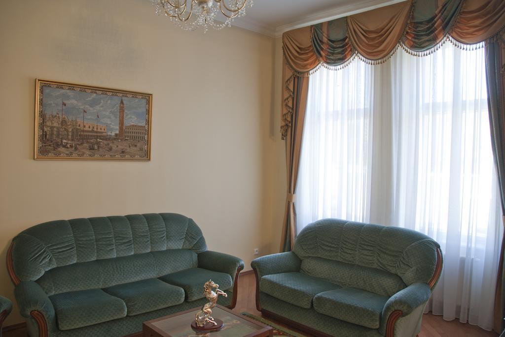 Apartman Na Zahradni Karlovy Vary Phòng bức ảnh