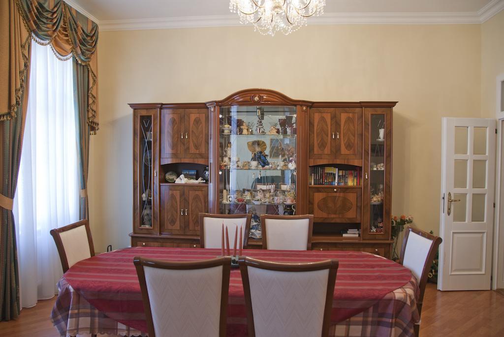 Apartman Na Zahradni Karlovy Vary Phòng bức ảnh
